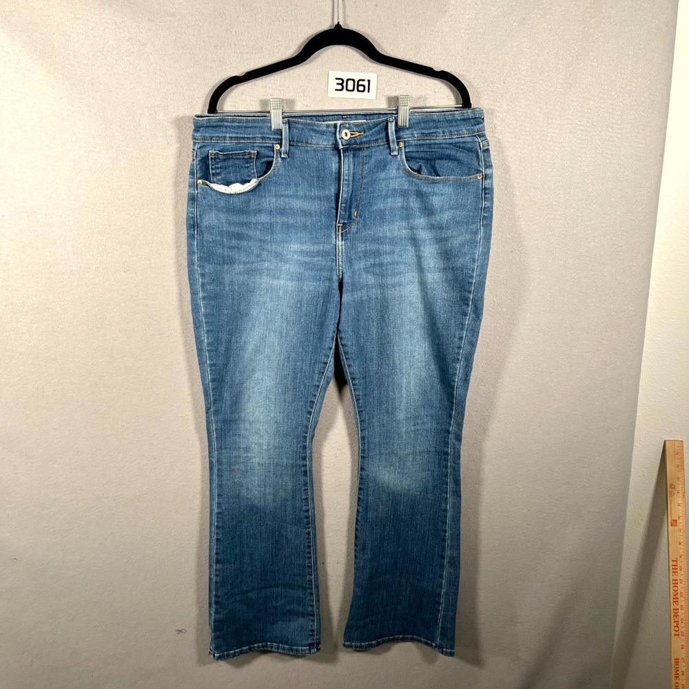 Signature by Levi Strauss & Co. Jeans Womens 14S Blue Denim Mid Rise Bootcut Leg